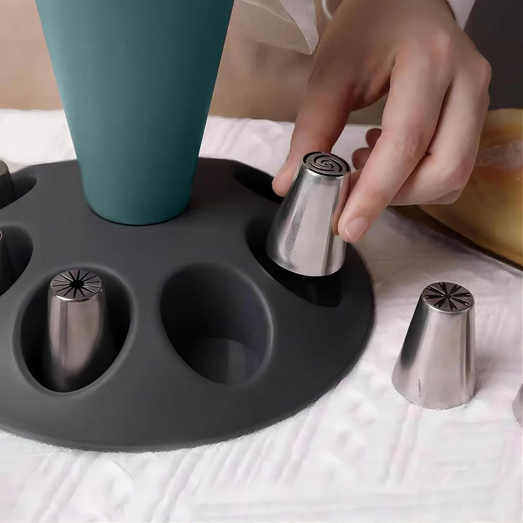 كيس تزيين الكيك مع حامل للرؤوس - مراجعة Kitchen Tools For Baking وسعره